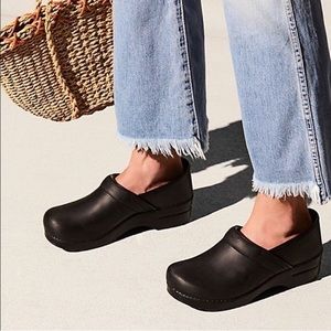 DANSKO • Black Leather Professional Cabrio Clogs